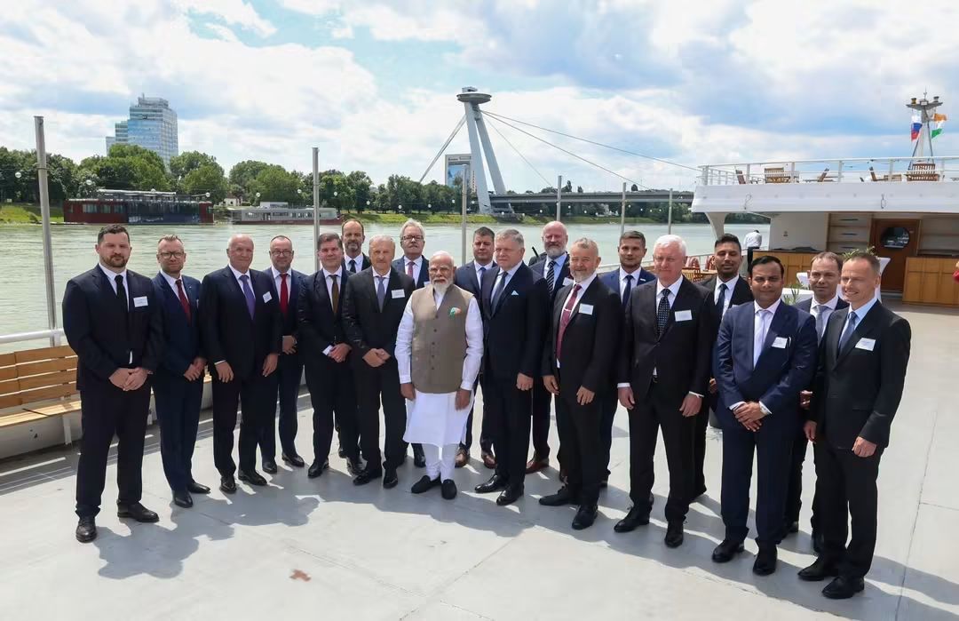 VivaTech 2026: గ్లోబల్ టెక్ హబ్‌గా భారత్.. పారిస్ సదస్సులో పీఎం మోదీ కీలక ప్రసంగం!