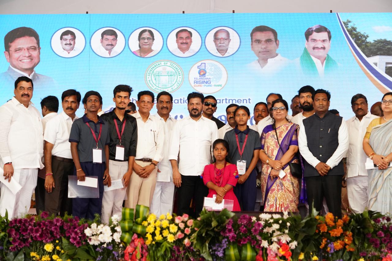 ఆరుట్లలో ప్రపంచ స్థాయి ‘తెలంగాణ పబ్లిక్ స్కూల్’ను ప్రారంభించిన సీఎం రేవంత్ రెడ్డి!